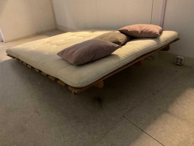 Futon bed voor thaise massage - afbeelding 2 van  4