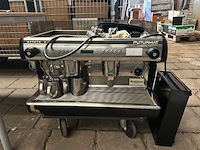 Futurmat ariete f3 - professionele 2-groeps espressomachine incl. toebehoren - afbeelding 1 van  12