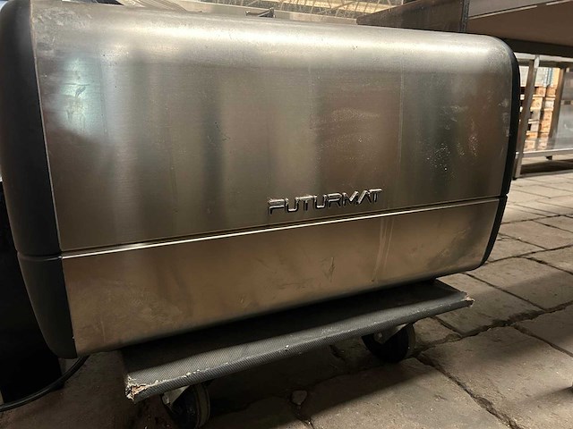 Futurmat ariete f3 - professionele 2-groeps espressomachine incl. toebehoren - afbeelding 11 van  12