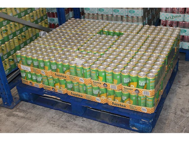 Fuze-tea green tea mango 0,33l. 26 trays a 24 stuks. totaal 624 stuks. tht 2-26. bod is inclusief 93,60 eur... - afbeelding 1 van  2