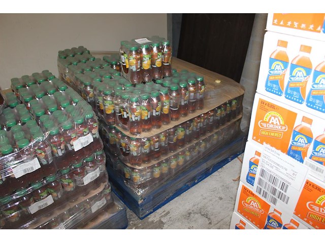 Fuze-tea mango chamomile 0,33l. 58 x 12-packs. tht 1-26. bod is inclusief 104,40 euro statiegeldwaarde - afbeelding 1 van  3