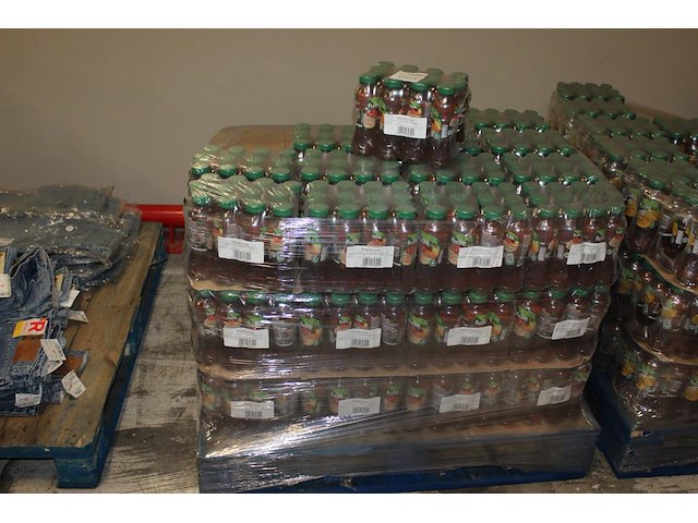 Fuze-tea peach hibiscus 0,33l. 60 x 12-packs. tht 1-26. bod is inclusief 108 euro statiegeldwaarde - afbeelding 1 van  3