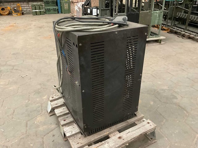 Fx0129 acculader - afbeelding 3 van  4