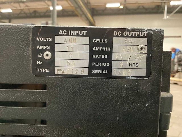 Fx0129 acculader - afbeelding 1 van  4