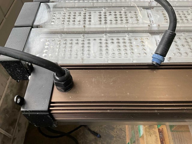 Fyt-pg-1-300w-e-s-fs-60 tuinbouw- kasverlichting (20x) - afbeelding 4 van  8