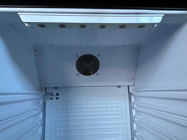G-line - professionele koelkast met glazen deur 780 liter - afbeelding 5 van  6