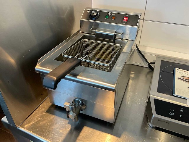 G-line friteuse 8ltr - afbeelding 1 van  3