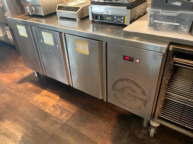 G-line koelwerkbank - afbeelding 1 van  2