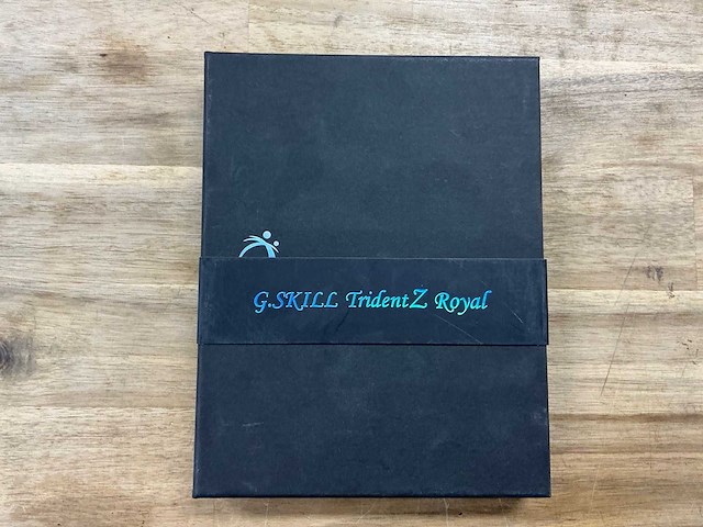 G-skill trident z royal f4-4000c17d-16gtrs - afbeelding 2 van  3