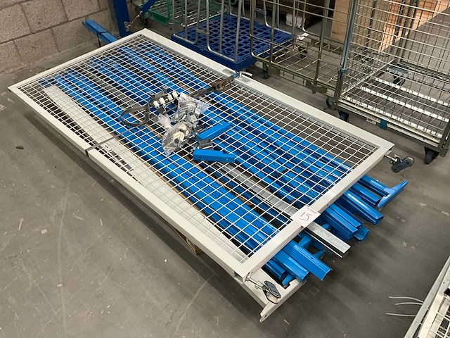 Gaaswand magazijn hekwerk - circa 12 meter - afbeelding 4 van  11