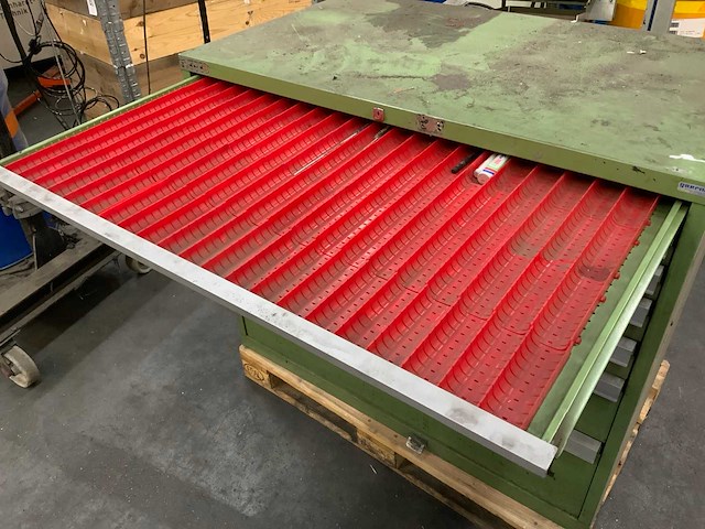 Gaerner gelagerde ladekast met onderdelen van reinhardt kitmachines - afbeelding 2 van  7