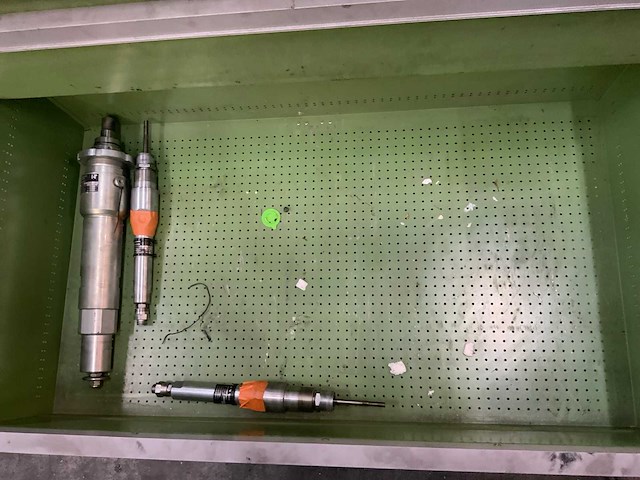 Gaerner gelagerde ladekast met onderdelen van reinhardt kitmachines - afbeelding 7 van  7