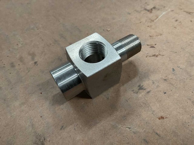Gage adapter - afbeelding 1 van  3