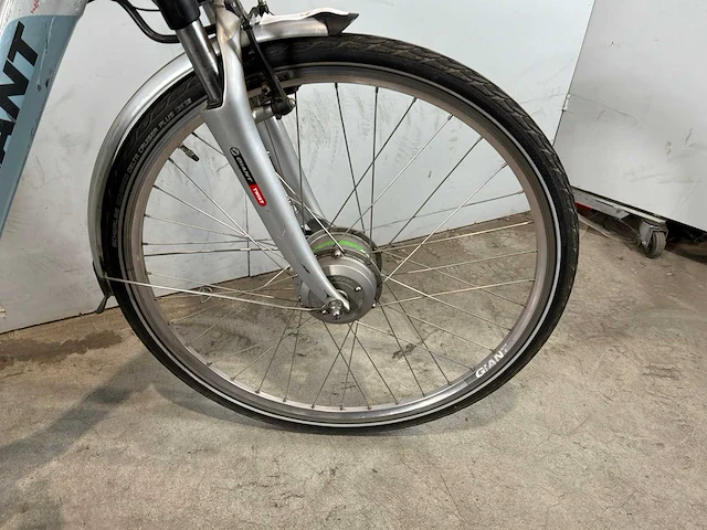 Gaint twist elektrische dames fiets - afbeelding 4 van  9