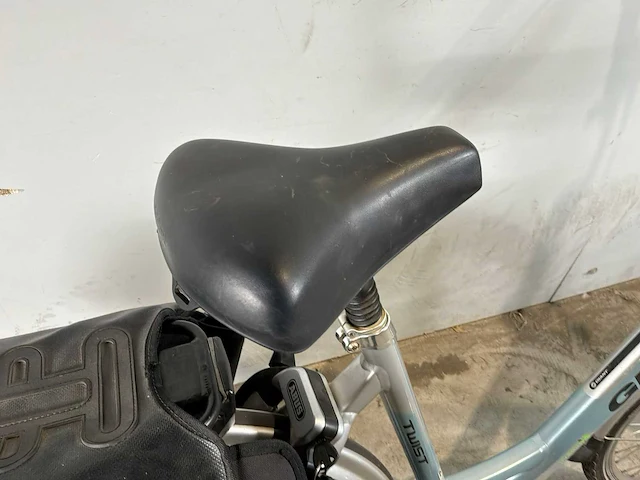 Gaint twist elektrische dames fiets - afbeelding 7 van  9