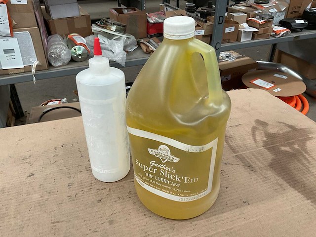 Gaither’s super slick tire lubricant - afbeelding 3 van  3