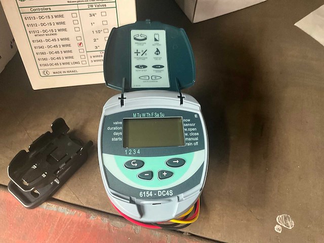 Galcon dc-4s 2 wire batterijgevoede irrigatiecontroller (20x) - afbeelding 1 van  5