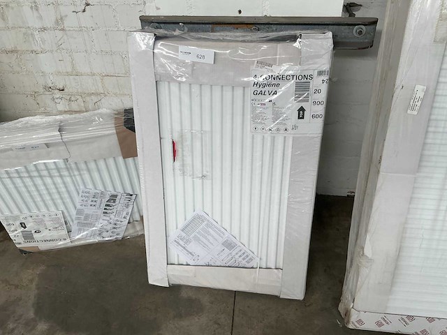 Galva 4-connections radiator - afbeelding 1 van  2