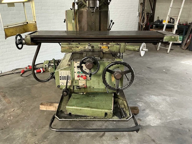Gambin - 1969 - 3m, 1000x420x710mm - universele freesmachine - afbeelding 16 van  17