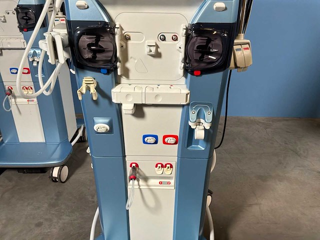 Gambro - artis - dialysis equipment - 2013 (4x) - afbeelding 14 van  35