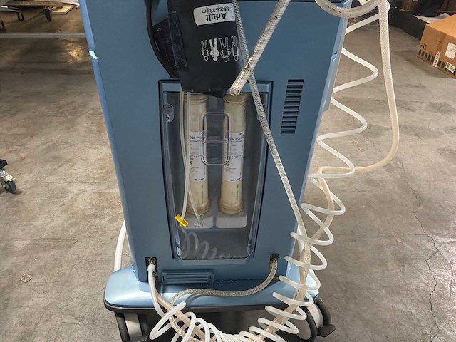 Gambro - artis - dialysis equipment - 2013 (4x) - afbeelding 34 van  35