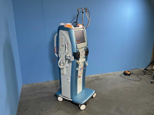 Gambro - artis - dialysis equipment - 2013 - afbeelding 6 van  12