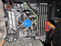 Gaming - desktop - afbeelding 4 van  6