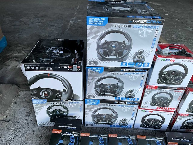 Gaming accessoire (44x) - afbeelding 14 van  19