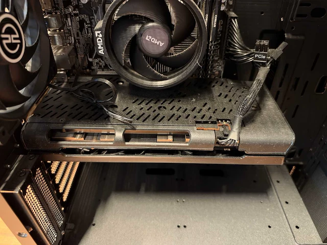 Gaming desktop - afbeelding 10 van  10