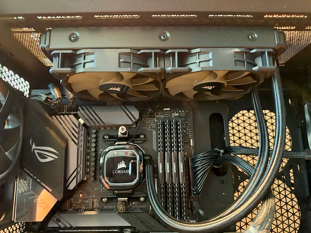 Gaming desktop - afbeelding 7 van  9
