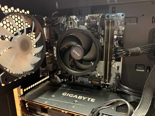 Gaming desktop - afbeelding 6 van  7