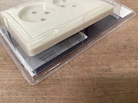 Gamma dubbele wandcontactdoos inbouw (66x) - afbeelding 1 van  1