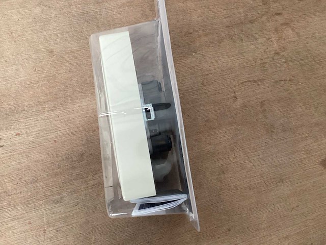 Gamma dubbele wandcontactdoos met randaarde (100x) - afbeelding 1 van  2