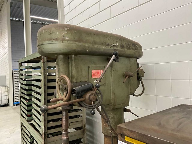 Gamme decvitesses 40 kolomboormachine - afbeelding 4 van  10