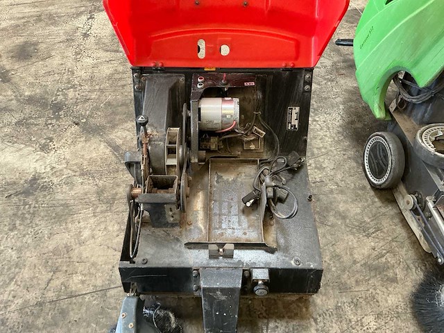 Gansow 512/hako hamster 700 zelfrijdende veegmachine (2x) - afbeelding 11 van  11