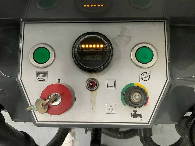 Gansow 71bf72esa zelfrijdende veegmachine - afbeelding 7 van  10