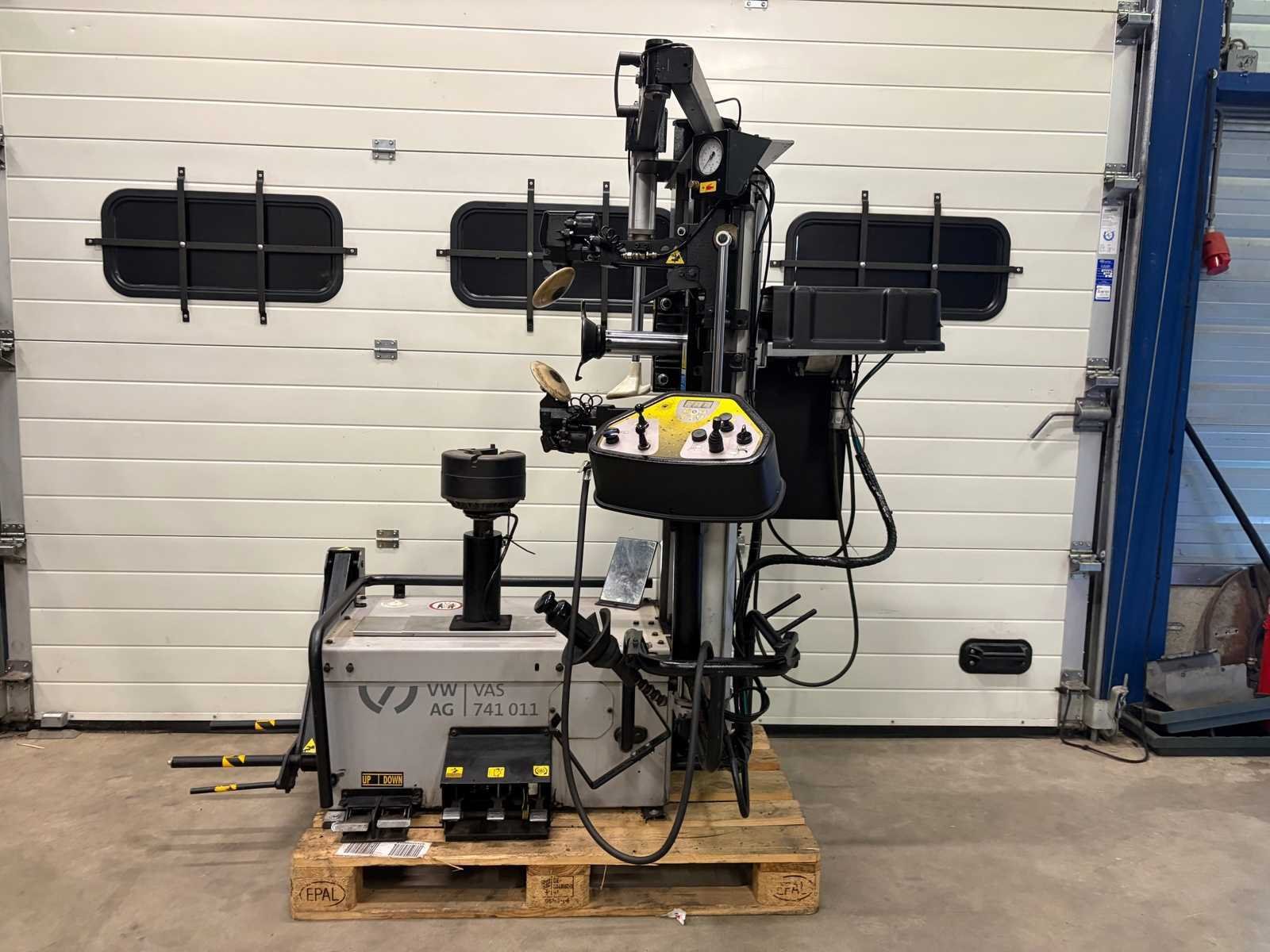 Garage equipment en materiaal