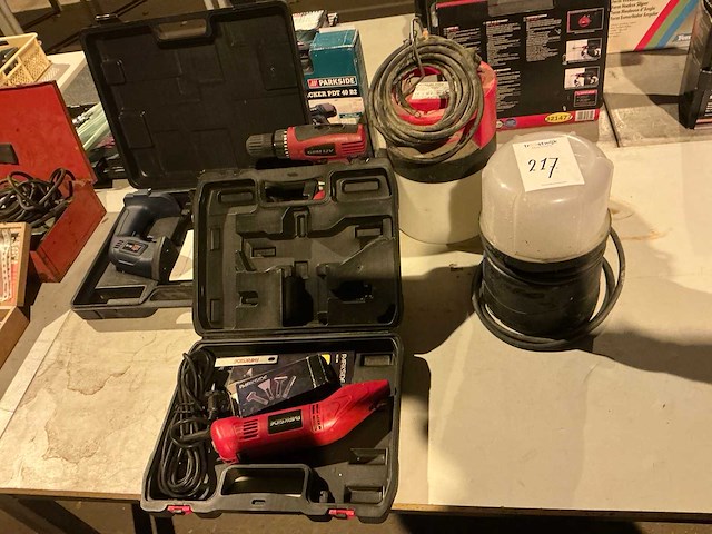 Garage gereedschap (5x) - afbeelding 1 van  8