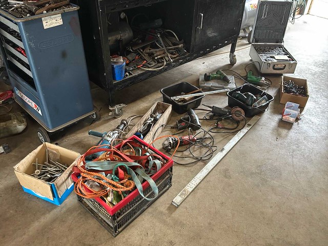 Garage gereedschap - afbeelding 24 van  26