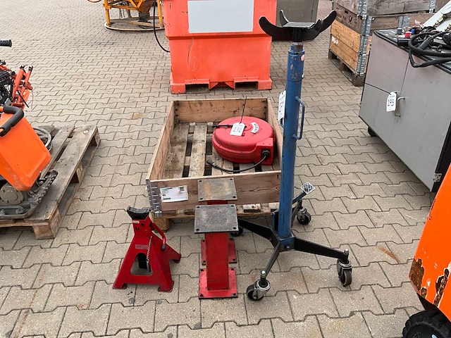 Garage inventaris (4x) - afbeelding 1 van  7
