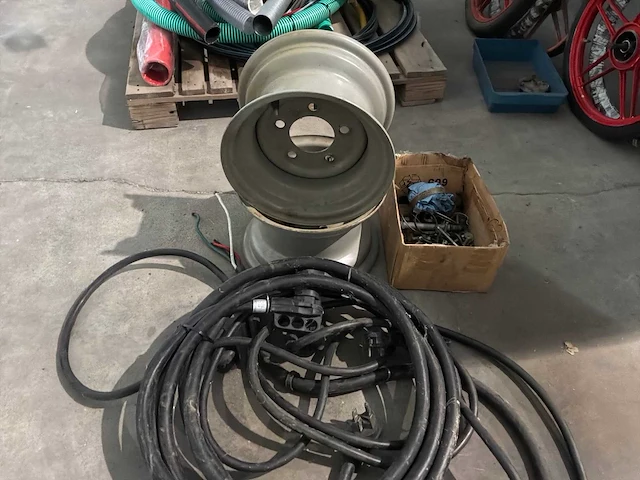 Garage inventaris - afbeelding 2 van  3