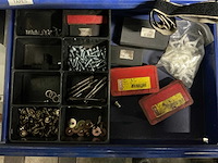 Garagekast met inhoud (3x) - afbeelding 2 van  25