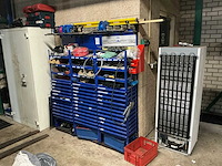 Garagekast met inhoud (3x) - afbeelding 1 van  25