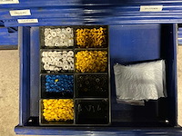 Garagekast met inhoud (3x) - afbeelding 11 van  25