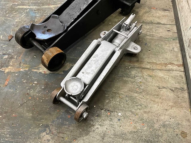 Garagekrik (2x) - afbeelding 1 van  4