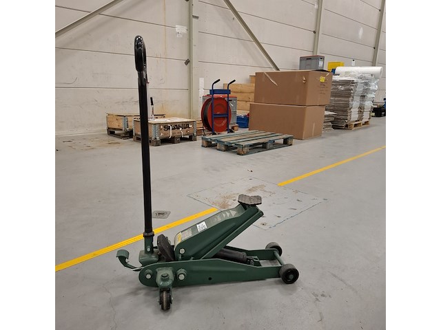 Garagekrik compac, 2t-c g3, bouwjaar 2012 - afbeelding 1 van  5
