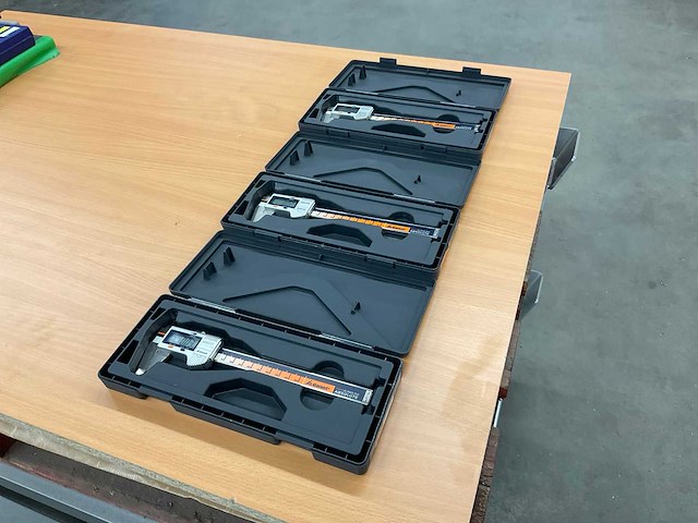 Garant digitale schuifmaat (3x) - afbeelding 1 van  4