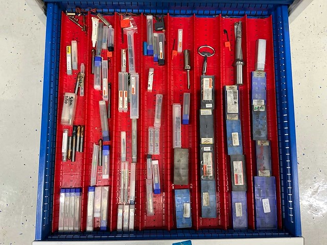 Garant gereedschap lade kast met inhoud, hardmetaal gereedschap - afbeelding 2 van  10