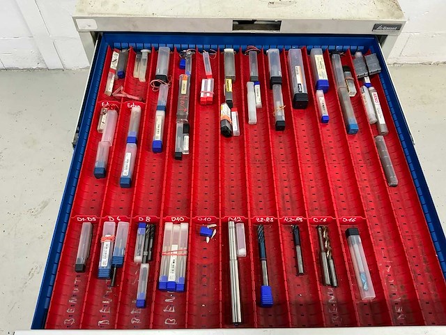 Garant gereedschap lade kast met inhoud, hardmetaal gereedschap - afbeelding 3 van  10