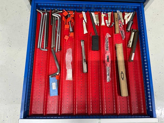 Garant gereedschap lade kast met inhoud, hardmetaal gereedschap - afbeelding 10 van  10